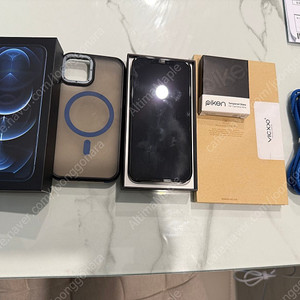 아이폰 12 Pro 512기가 풀셋(상태최상/추가구성품) 판매합니다.