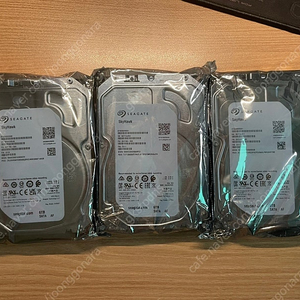 [미개봉] 씨게이트 SkyHawk 스카이호크 6TB HDD 판매합니다
