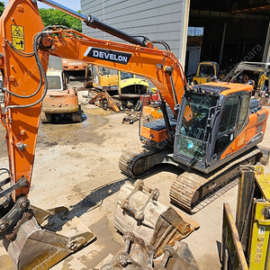 두산 DX150LC-7 2022년식 삽날 가동6천 06궤도식 중고굴삭기