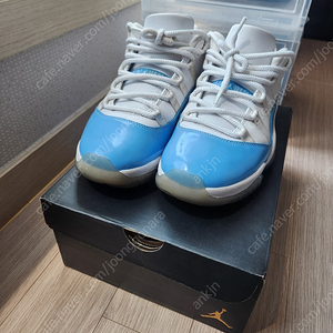 조던 11 레트로 로우 UNC 270 팔아요