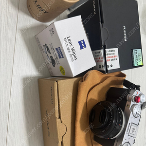 후지필름 X-M5 실버, XF27mm 렌즈 판매합니다
