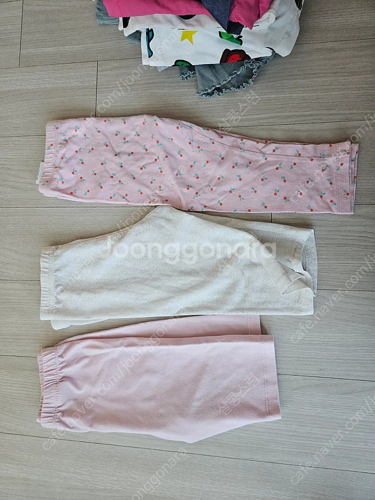 여아 110사이즈 베네통바람막이 실내복--7