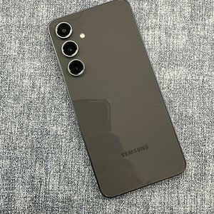 (새상품급) 갤럭시S24FE 256G 블랙 25년 3월개통 53만원 판매해요