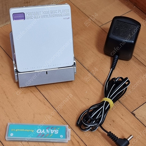 캔우드 MD dmc-q33 본체와 충전거치대 판매합니다ㅡ45000원