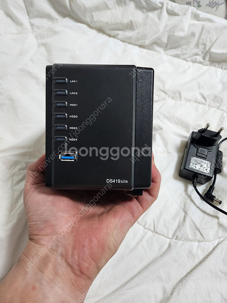 시놀로지 2.5인치 하드/SSD전용 저소음 DS419s...--0