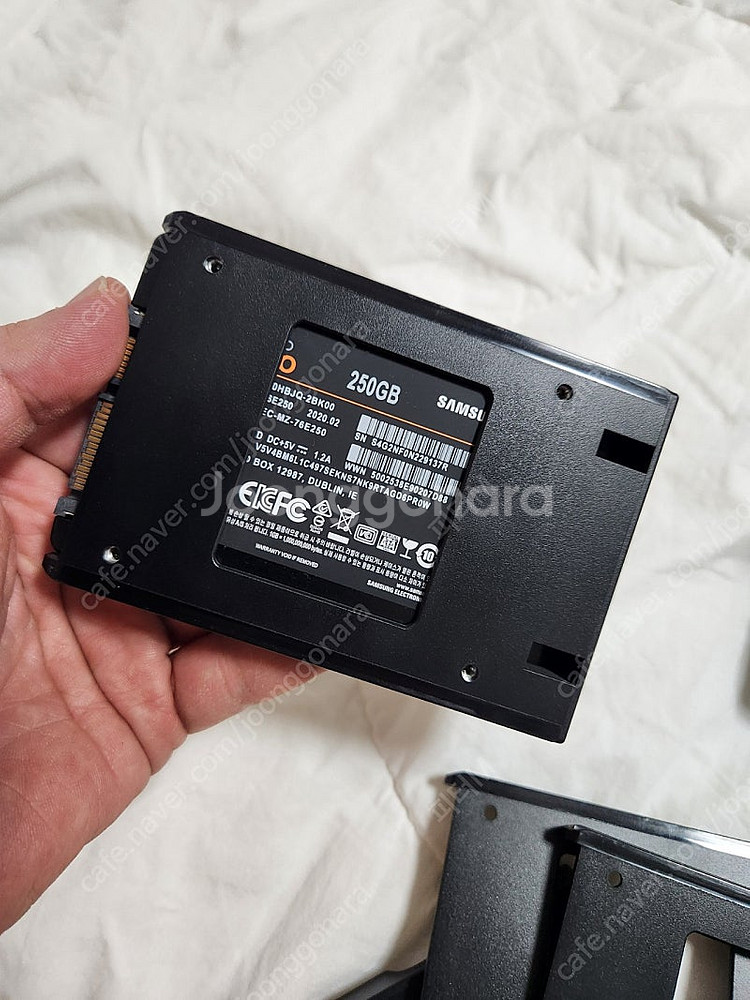 시놀로지 2.5인치 하드/SSD전용 저소음 DS419s...--6