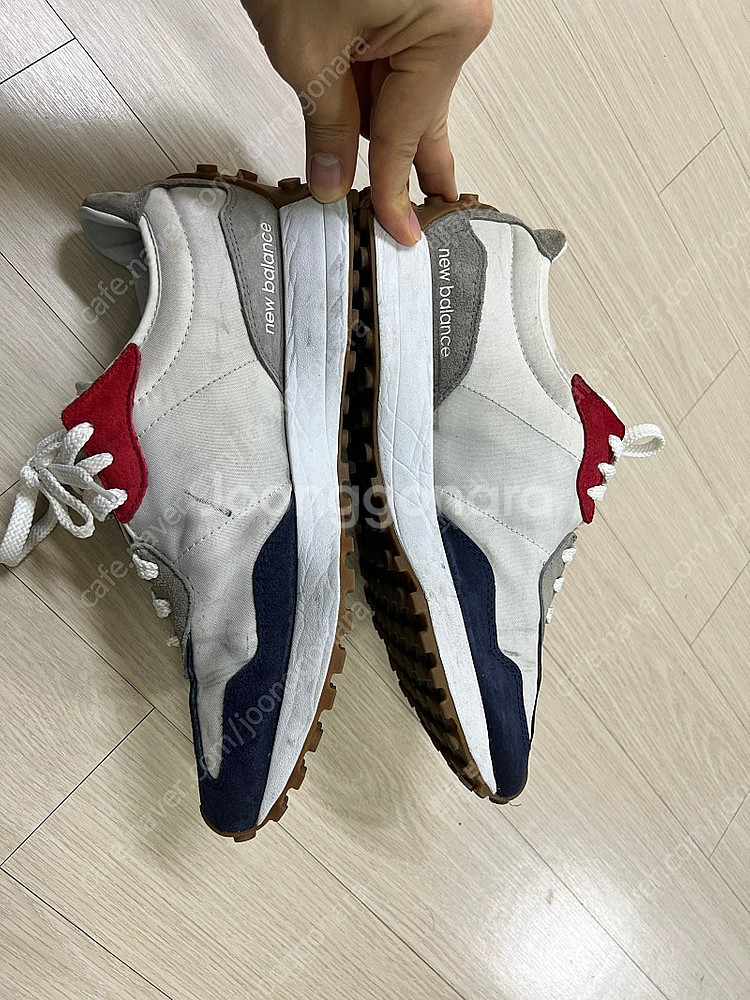 뉴발란스 327 건담 280사이즈 팝니다--3