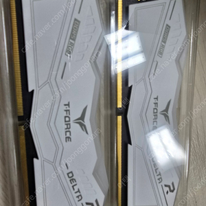 램 32GB (16GB*2개) 팀그룹 RGB DDR5-6400, CL40
