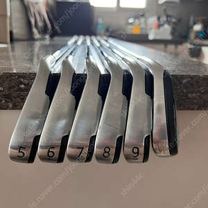 PXG gen 5 아이언(5-9) gen 6(피칭) 팝니다