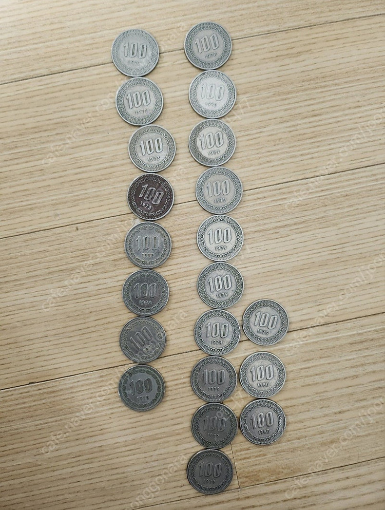 100원 1982동전--2
