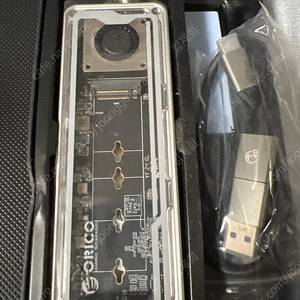 오리코 썬더볼트 4/3 40Gbps 호환 M.2 NVMe 외장 SSD 케이스