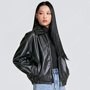 스파오 블랙 페이크레더 자켓 점퍼