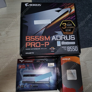 라이젠 5800X3D,긱바 B550M,팀그룹 DDR4 3600 32GB 화이트 RGB 튜닝램
