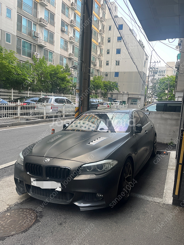 BMW 520D 튜닝된 11년식 F10 판매 합니다 !--0