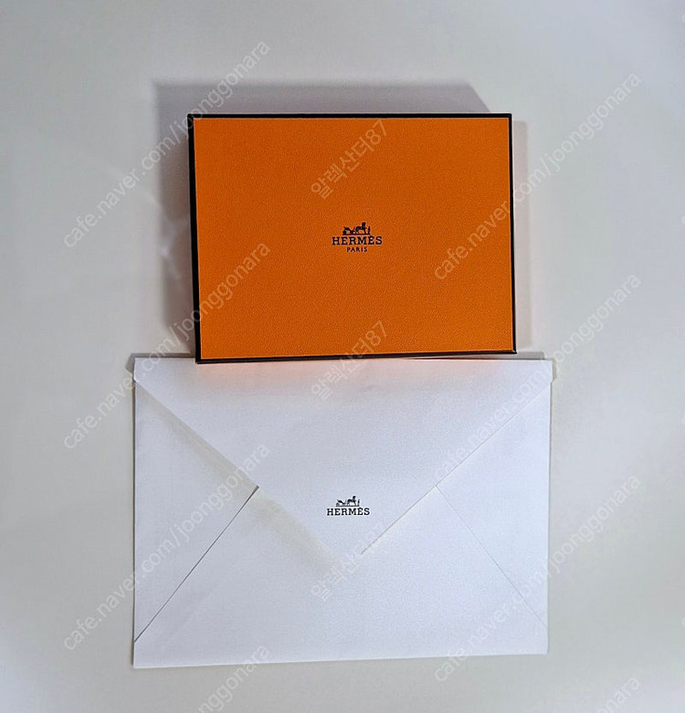 에르메스 타막 여권케이스 팝니다.--5