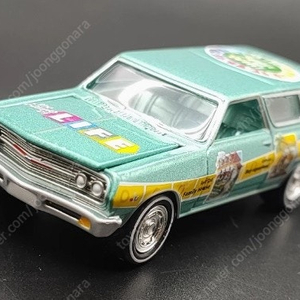 1:64 조니 라이트닝 쉐보레 스테이션 웨건 왜건 기믹+철판바닥+고무타이어 희귀