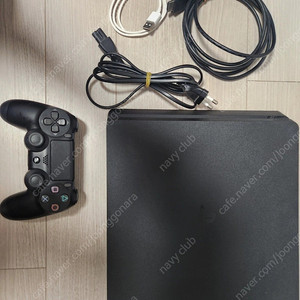 PS4 슬림 블랙 500기가 9.00 팝니다