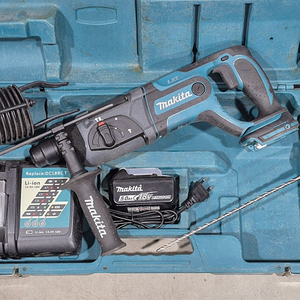 마끼다 충전 해머드릴 (makita/ DHR 241) 중고 입니다
