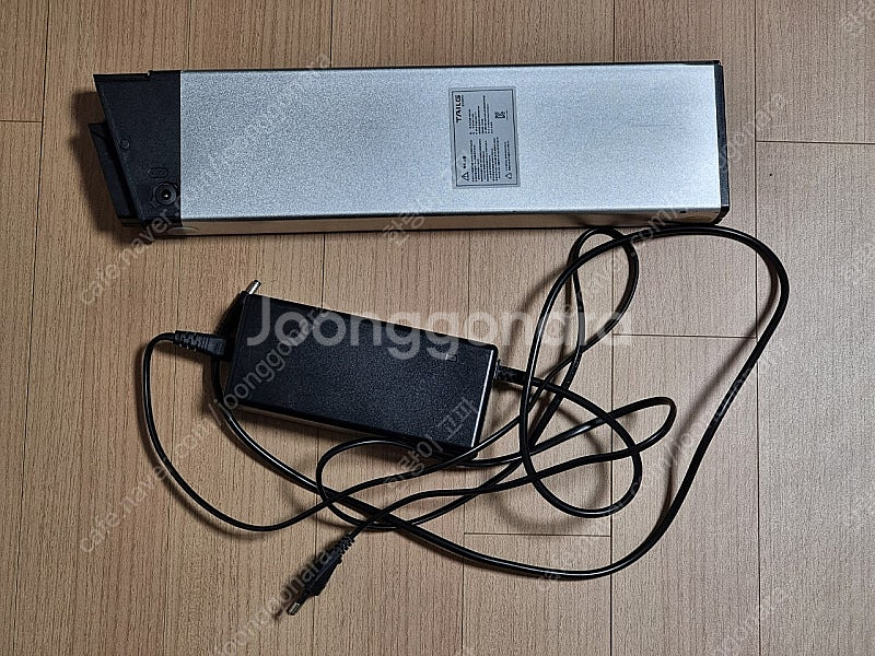 모토벨로 테일지 전기자전거 + 툴레 투어랙--7