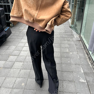 식스앤어하프 스웨이드 봄버 자켓 M사이즈 SUEDE BOMBER JACKET - BEIGE