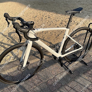 스페샬라이즈드 루베 SL8 스포츠 24년식 Specialized Roubaix SL8 Sport 105 56사이즈
