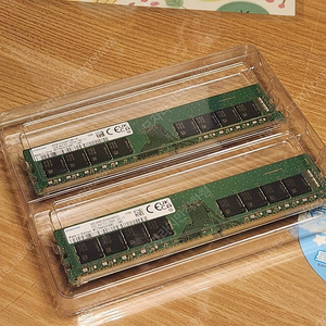 삼성 DDR4 3200 메모리 32기가 x 2