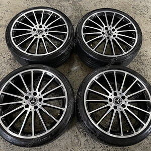 [판매]벤츠 A45AMG 마차 19인치 휠타이어
