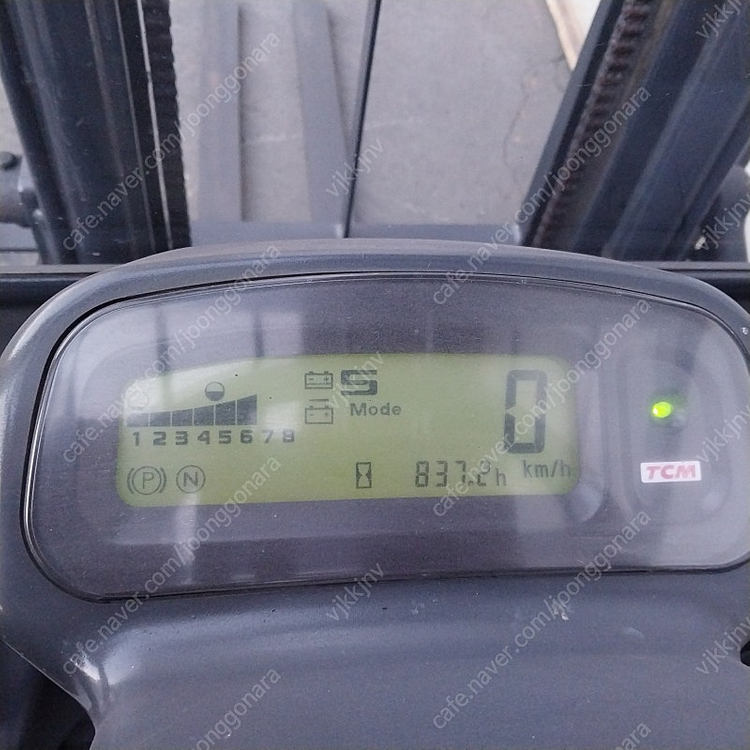 TCM 중고 전기식 전동지게차 1.5톤 833시간 사용 FB15-7 좌식지게차 이미지