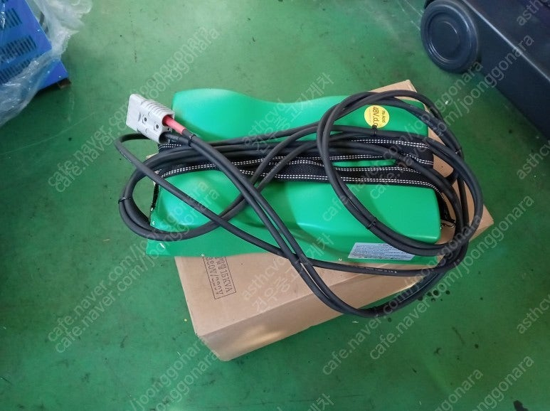 TCM 중고 전기식 전동지게차 1.5톤 833시간 사용 FB15-7 좌식지게차 이미지