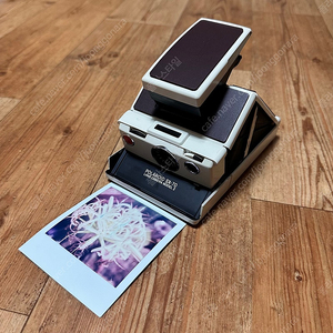 폴라로이드 필름 카메라 Polaroid SX-70 모델2