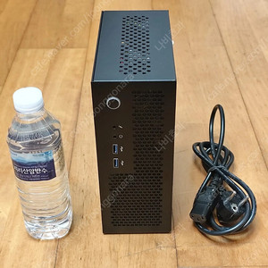 AMD 9600x itx 미니PC 팝니다
