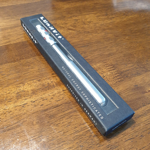 Lunavit Energystick ES-1 자석 마사지기