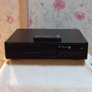 야마하 CD플레이어 CDX-500