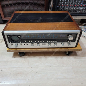 아카이 엠프 M659/ 진공관 앰프KT 88 6550 A/파이오니아 GX 949 리시버/인켈 6010R 리시버/인켈 인티앰프 AI 7010G/롯데 대형 스피커 LS-2500