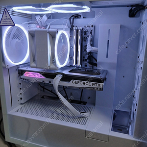 i5 13600kf rtx 4070 nzxt 화이트 컴퓨터 본체 팝니다