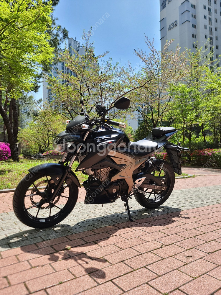 스즈키 gsx s125 메뉴얼 오토바이크 싸게판매합니다...--5