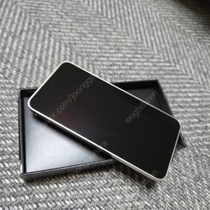 갤럭시S24 256gb 엠버옐로우 판매합니다.