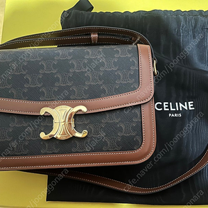 CELINE 셀린느 클래식 트리오페 트리옹프 캔버스 미디움 미듐 새상품