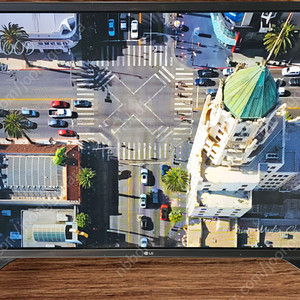 LG 32인치 LED TV 디지털TV 32LW540H 팝니다