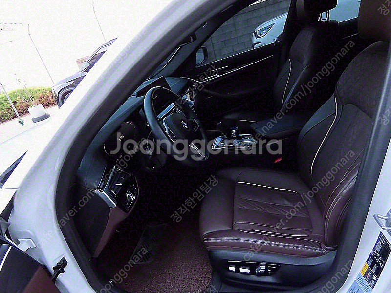 BMW 5시리즈 (G30) 530e M 스포츠 저렴하게...--4