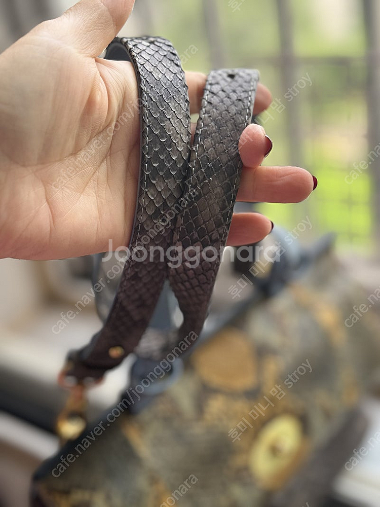 천연 파이톤 아나콘다 스네이크 가죽백(구입가150)--7