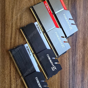 G.SKILL DDR4-3200 8G 램 판매