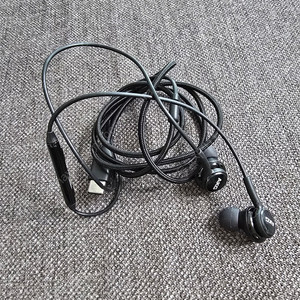 akg 유선 이어폰 2개