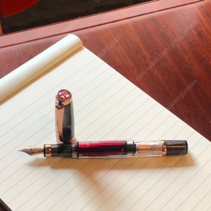 트위스비 580 다이아몬드 스모키 로즈골드 M닙 만년필 TWSBI