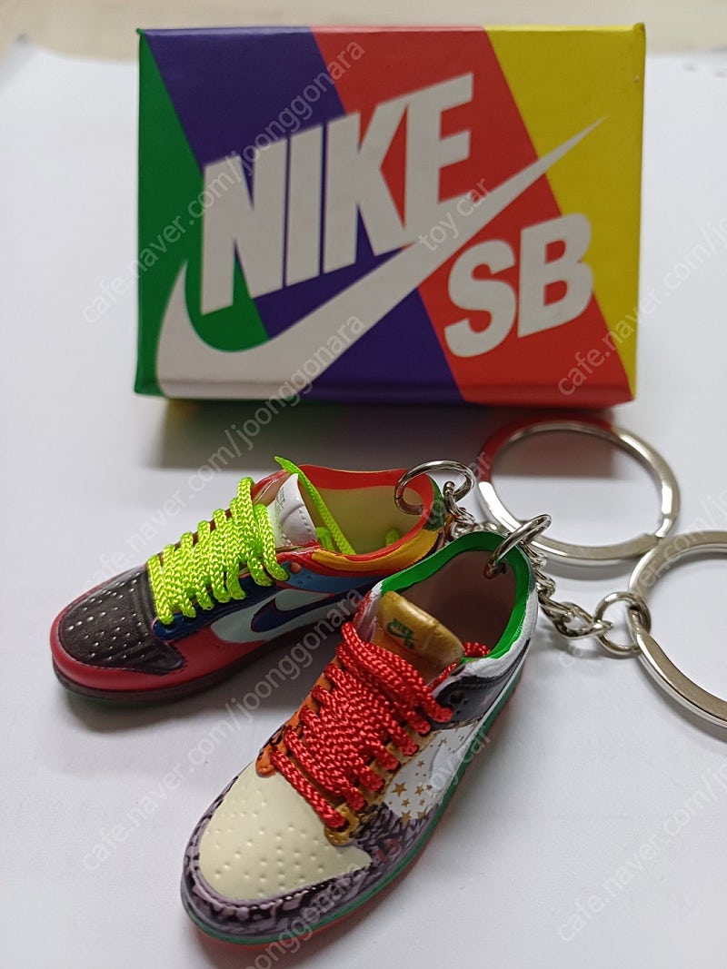 나이키 덩크 SB 로우 왓 더 덩크 키링 한켤레(2개)+전용박스 새상품