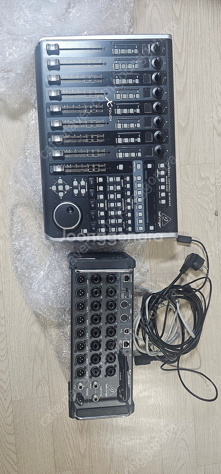 X TOUCH, XR18 팝니다.--0