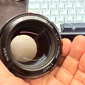 니콘 MF 55mm f1.2 판매합니다.