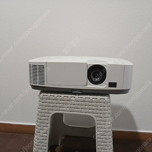 NEC P451W | 고해상도 3LCD 프로젝터 | 전시장·강당용 업소용 중고 빔프로젝터 신품급