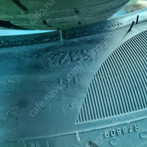 부산중고타이어 피제로 피렐리 245 40 20 한개