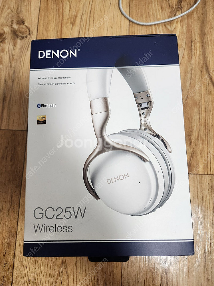 DENON AH-GC25W 화이트 색상 헤드폰--0